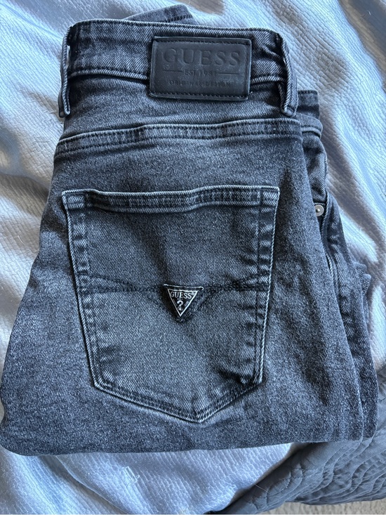 Guess Denim - GUESS Women's Black Washed High-Rise Jeans 31x30